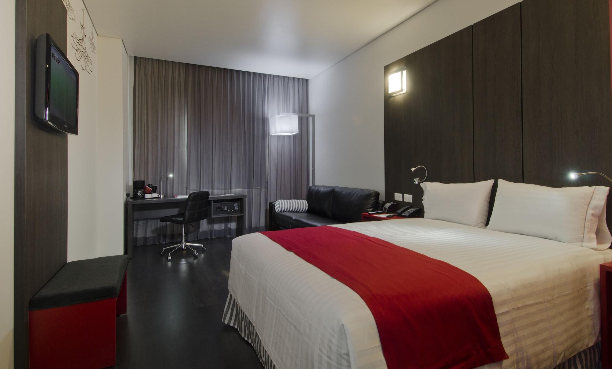 Ramada Encore By Wyndham Guadalajara Sur Palomar Buitenkant foto