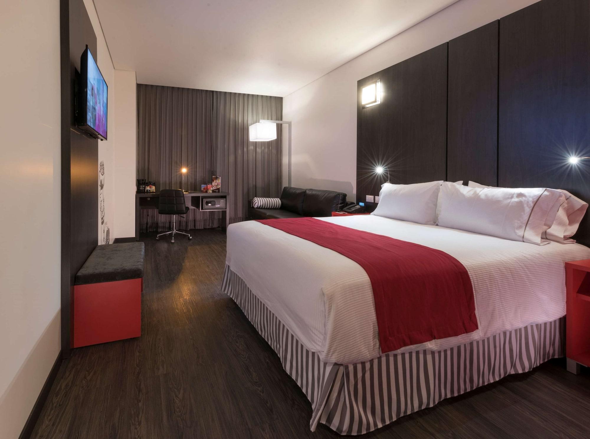 Ramada Encore By Wyndham Guadalajara Sur Palomar Buitenkant foto