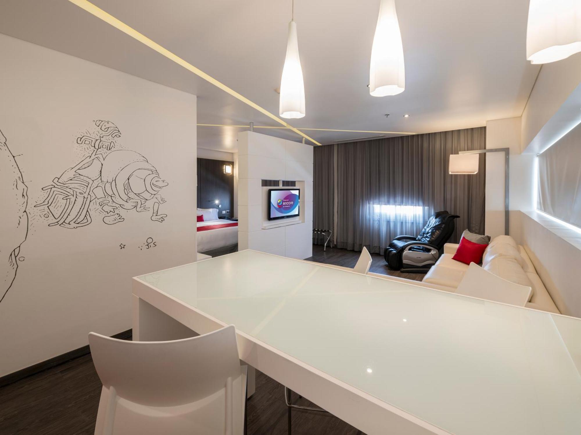 Ramada Encore By Wyndham Guadalajara Sur Palomar Buitenkant foto