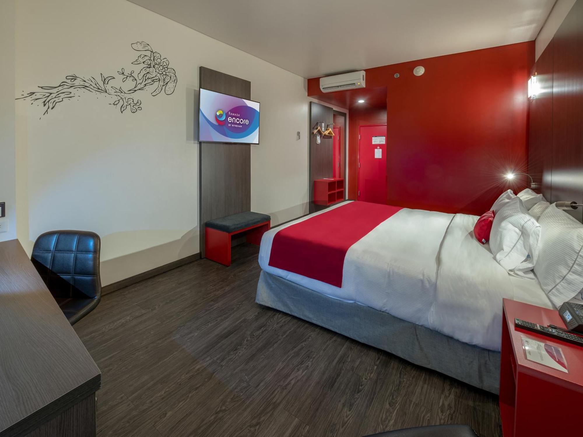 Ramada Encore By Wyndham Guadalajara Sur Palomar Buitenkant foto