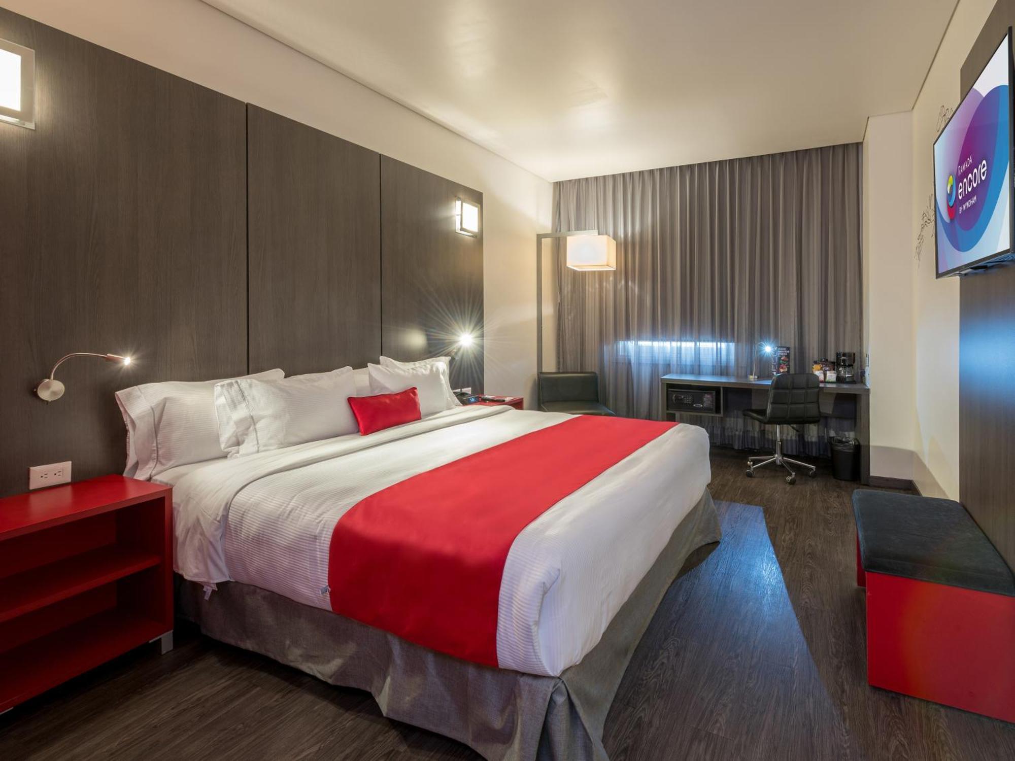 Ramada Encore By Wyndham Guadalajara Sur Palomar Buitenkant foto