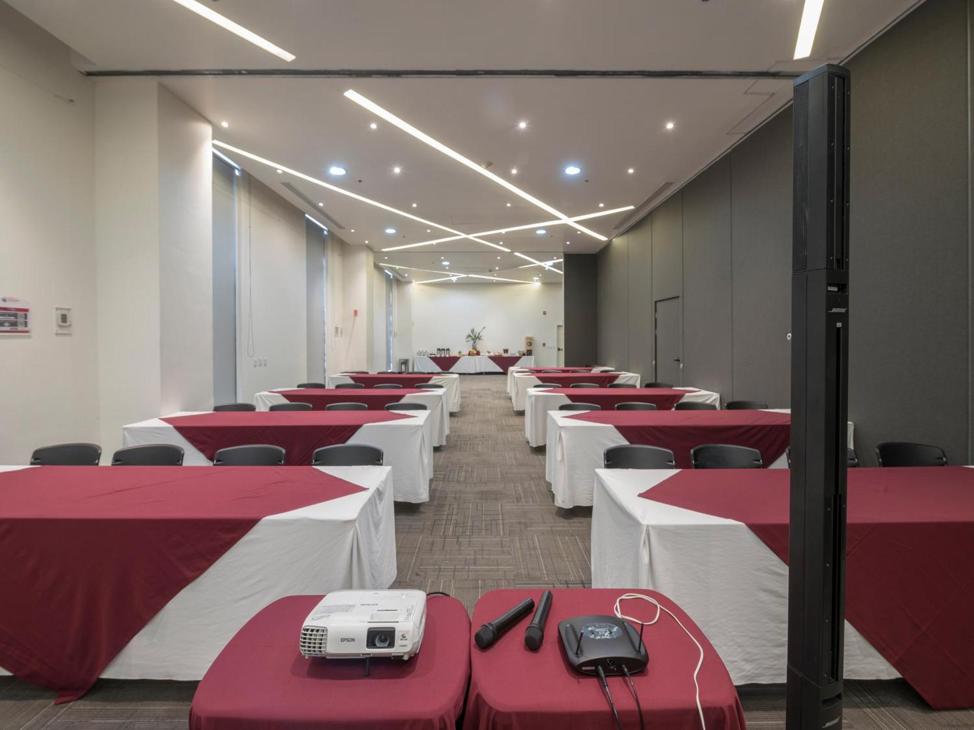 Ramada Encore By Wyndham Guadalajara Sur Palomar Buitenkant foto