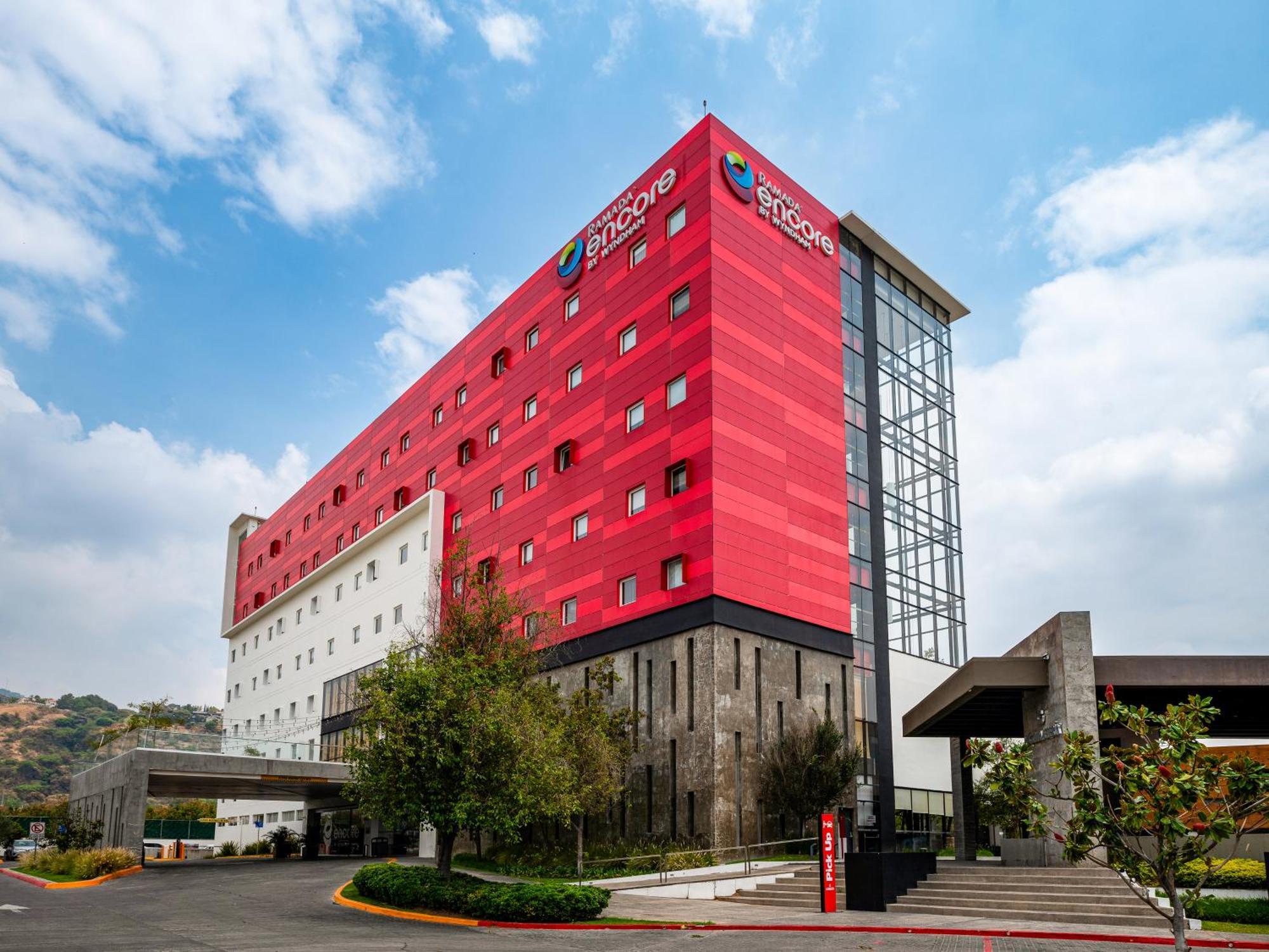 Ramada Encore By Wyndham Guadalajara Sur Palomar Buitenkant foto
