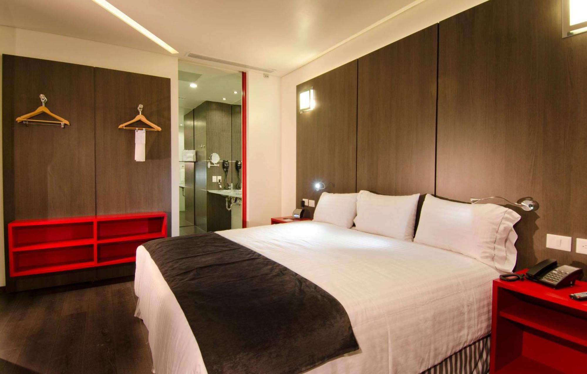 Ramada Encore By Wyndham Guadalajara Sur Palomar Buitenkant foto